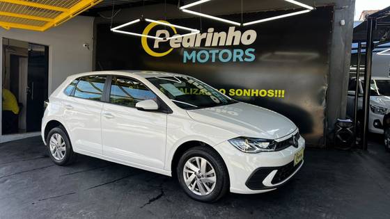 VOLKSWAGEN POLO 1.0 MPI MANUAL VOLKSWAGEN POLO 1.0 MPI MANUAL